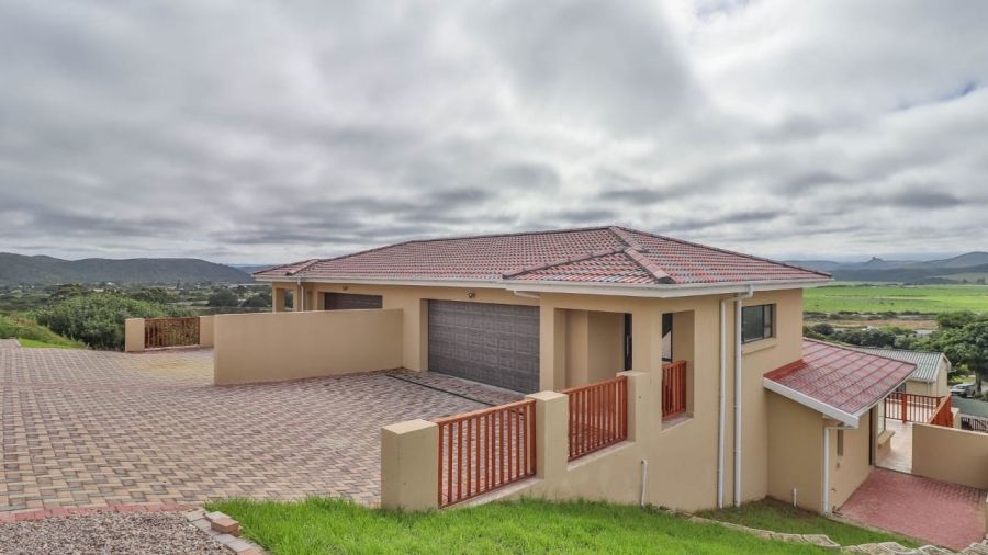 3 Bedroom Property for Sale in Fraaiuitsig Western Cape